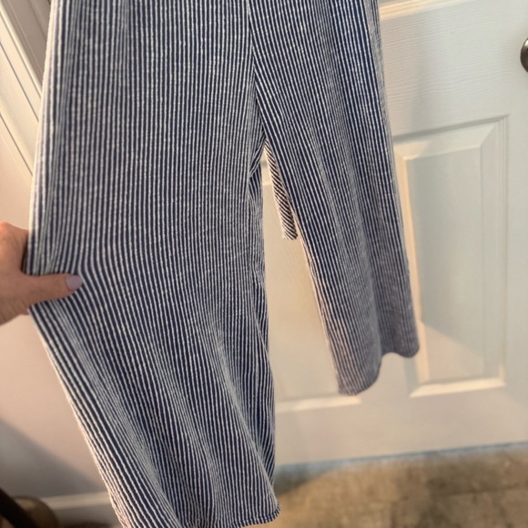 Caution To The Wind navy and white cropped jumpsuit Size M - Picture 2 of 12